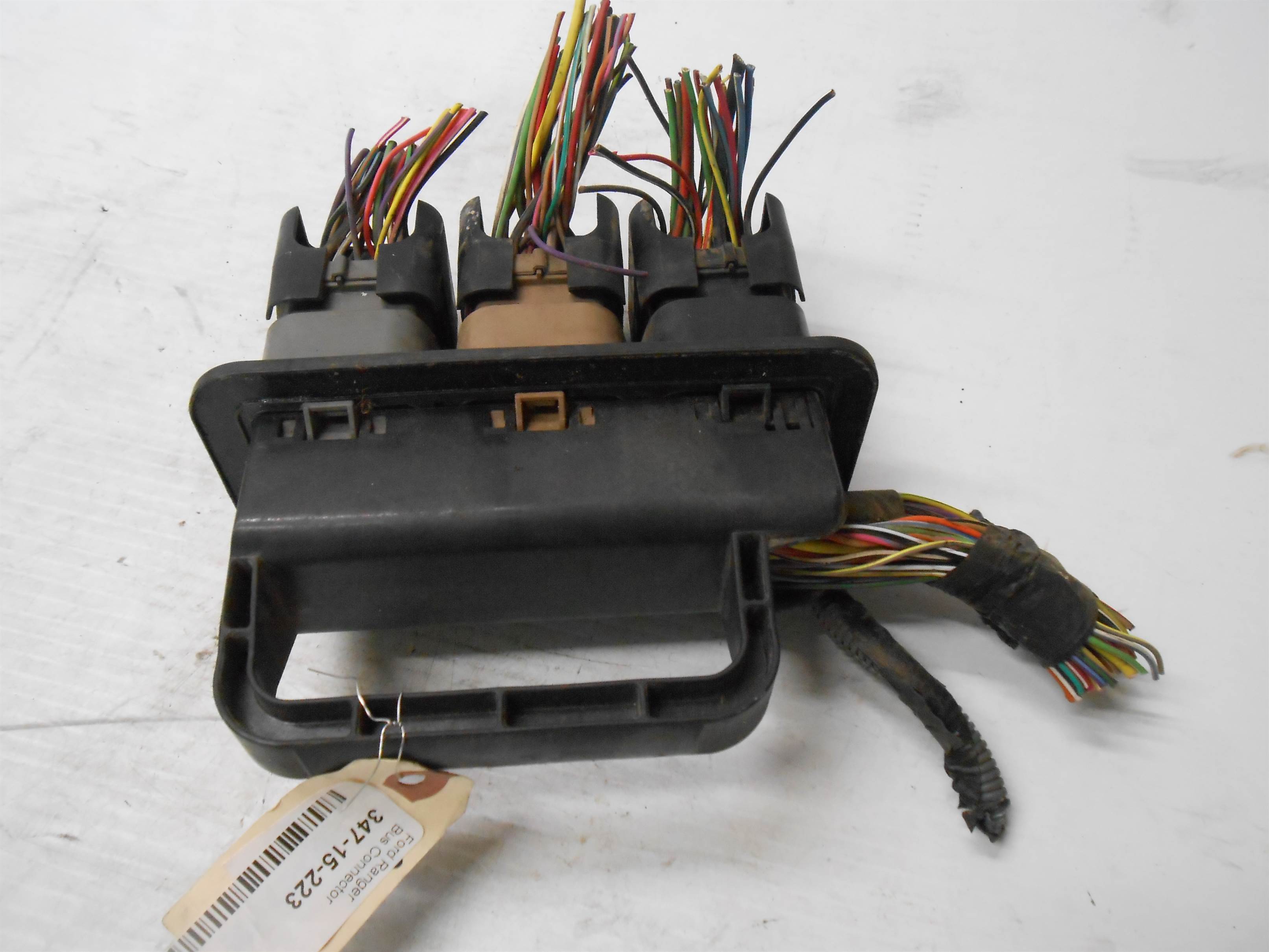 Used 1996 Ford Ranger Bus Connector F57B-14A099-BB for sale small view front thumbnail