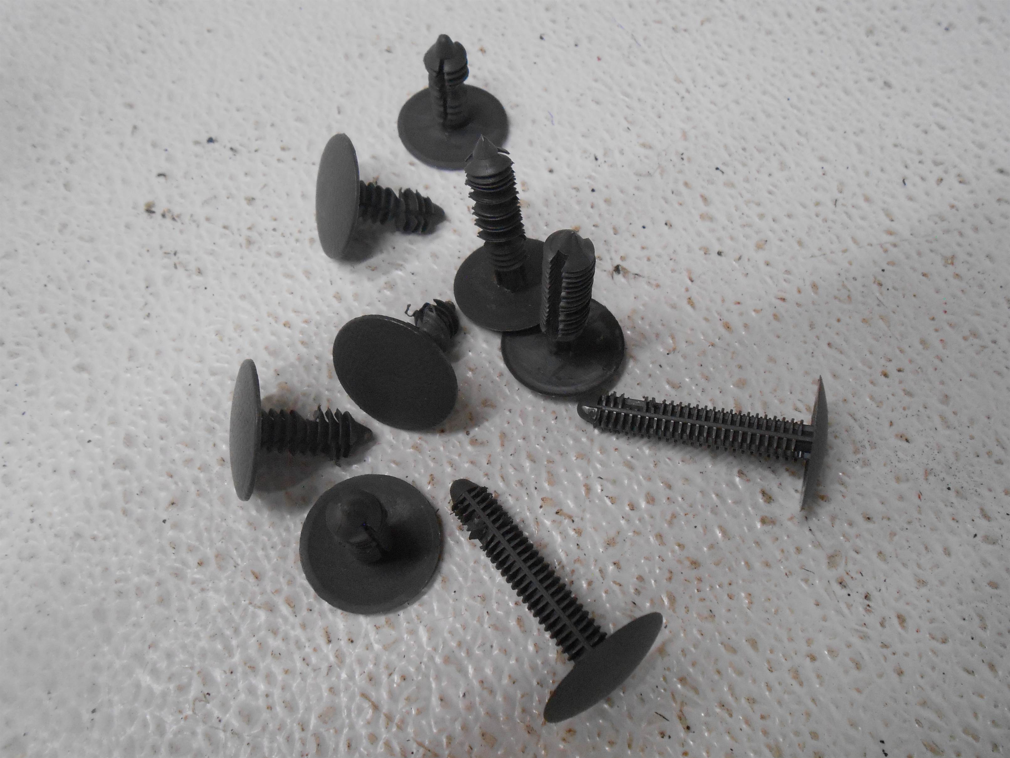 Used 2003 Ford Ranger Interior Trim Clips for sale small view front thumbnail