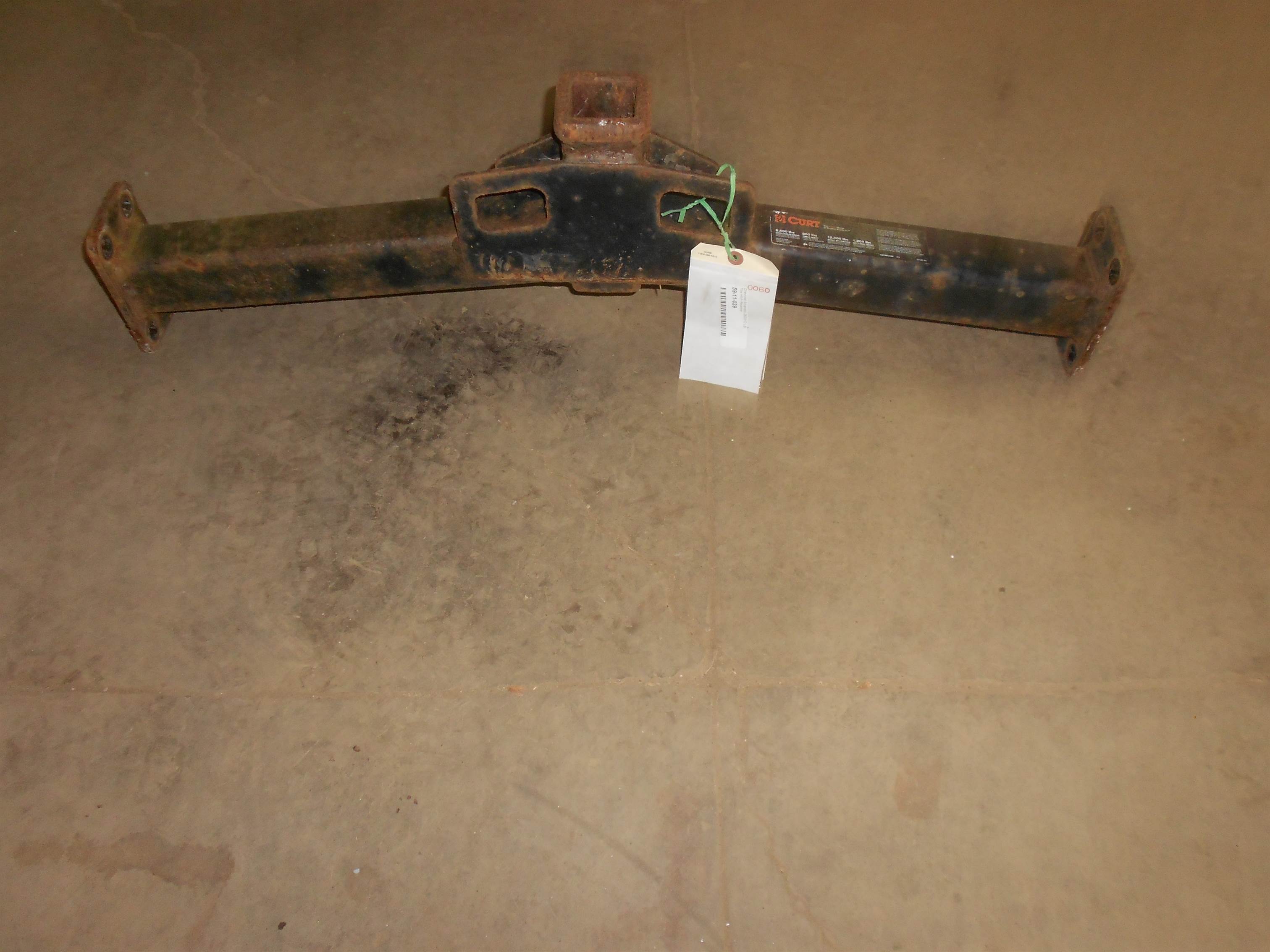 Used 8000 GROSS CURT TRAILER HITCH FOR 1999-2013 GMC SIERRA 1500 2500 TOW RECEIVER for sale small view front thumbnail