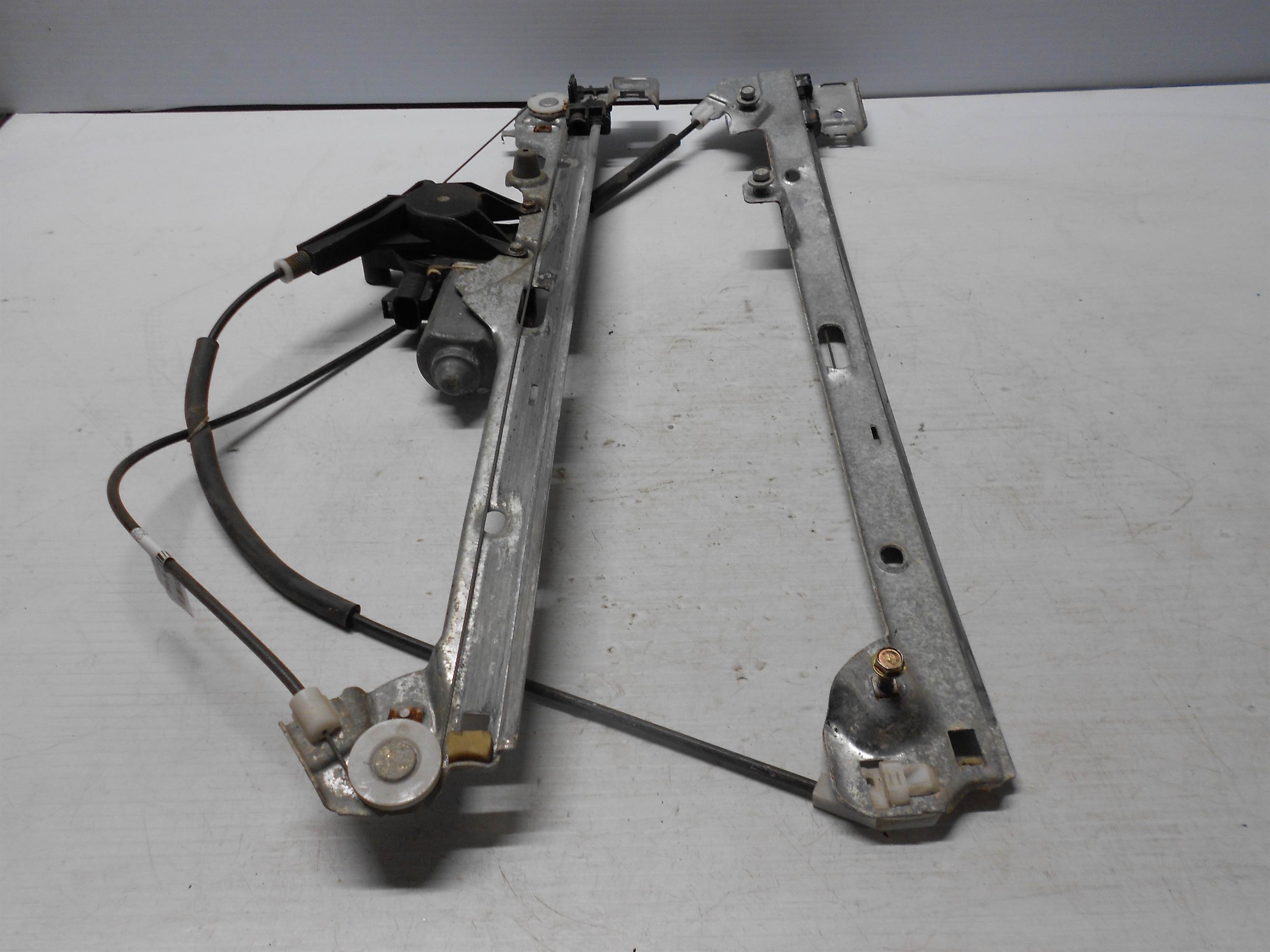 Used Power Window Regulator w/Motor Front RH Right Passenger for 99-06 Chevy GMC for sale small view front thumbnail