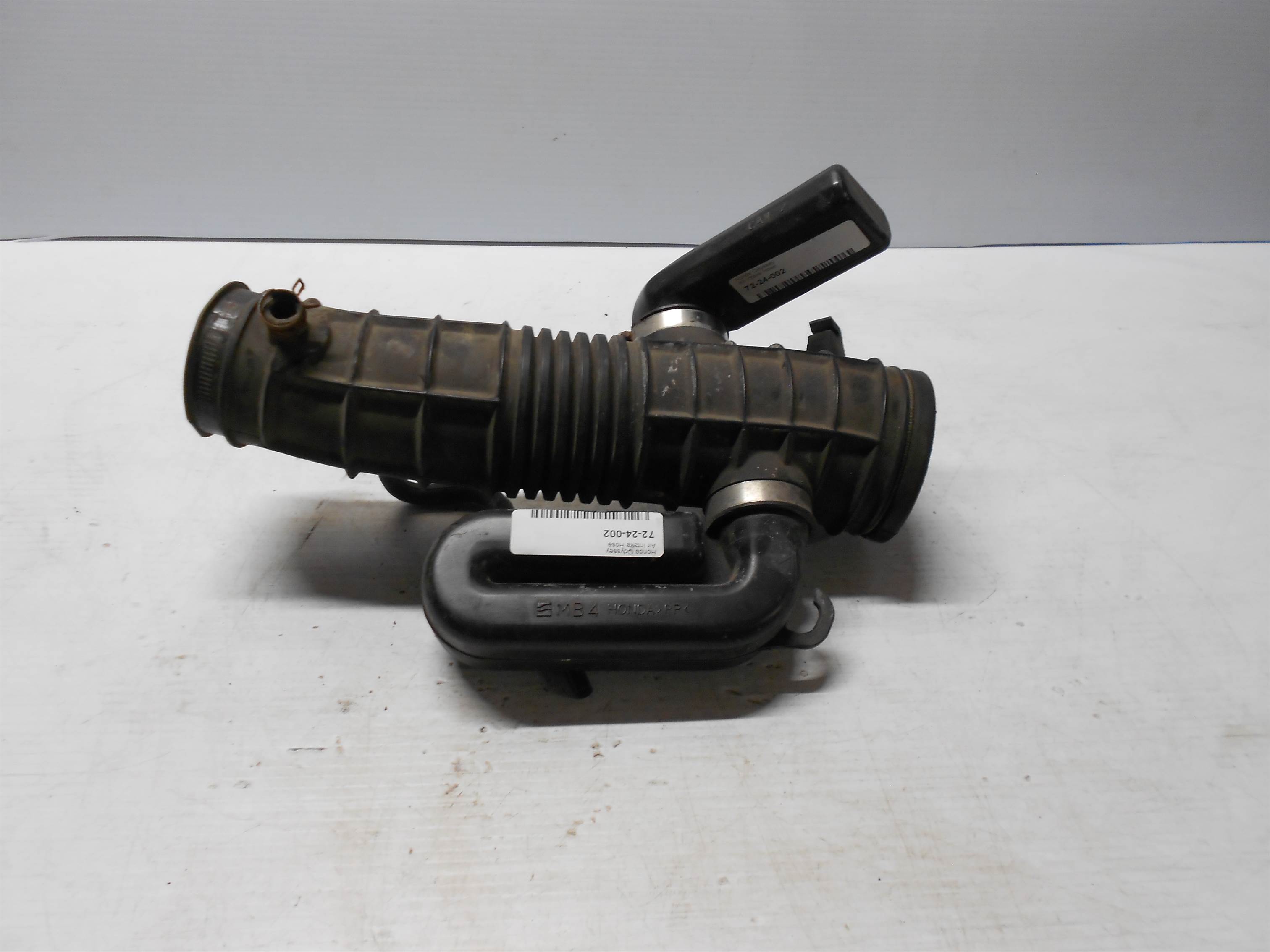 Used 02 03 04 Honda Odyssey Air Intake Hose MB3 MB5 3.5L for sale small view front thumbnail