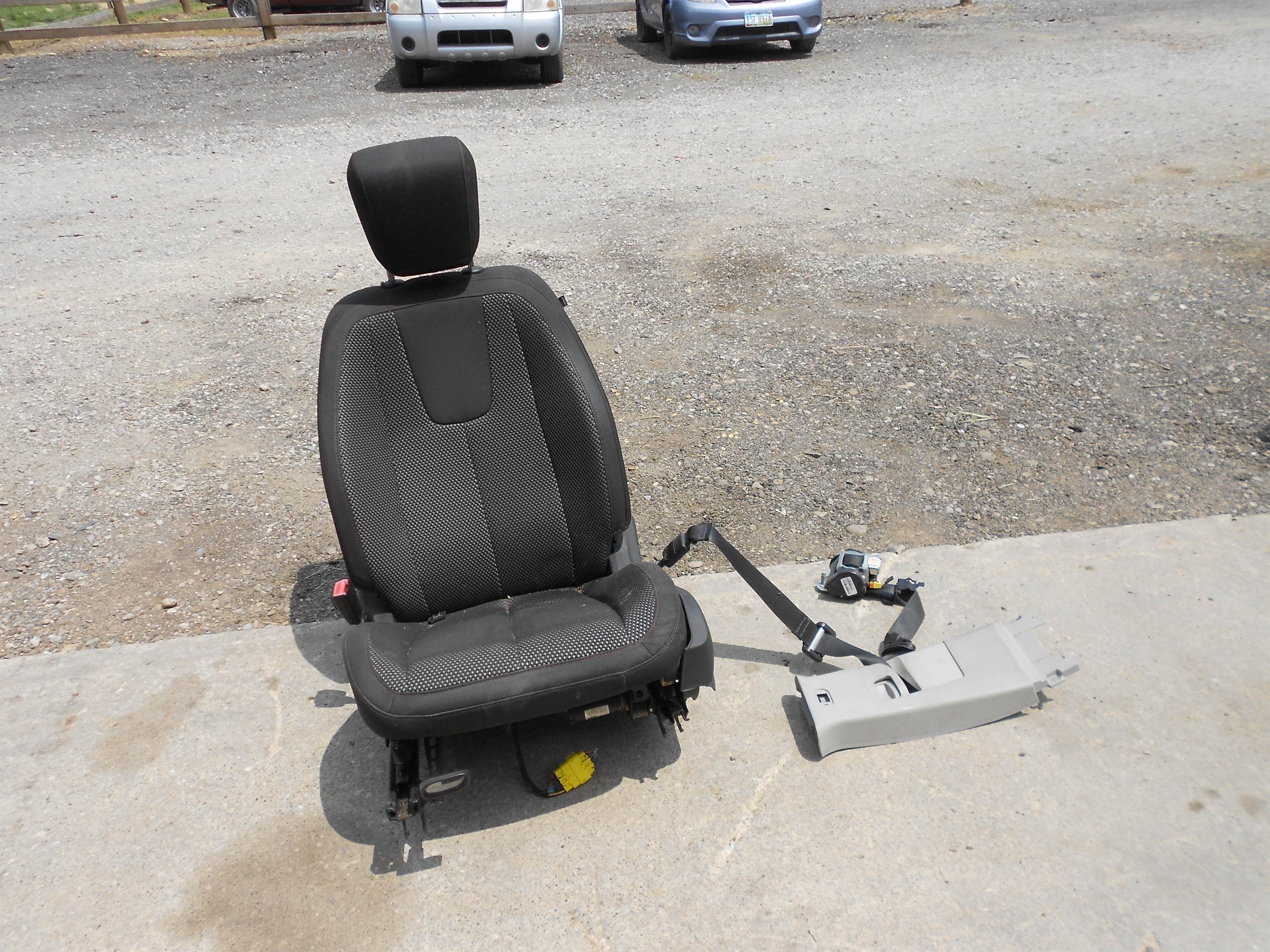 Used OEM DRIVERS LH left Front Seat GMC TERRAIN EQUINOX 10 11 With Seat belt for sale small view front thumbnail