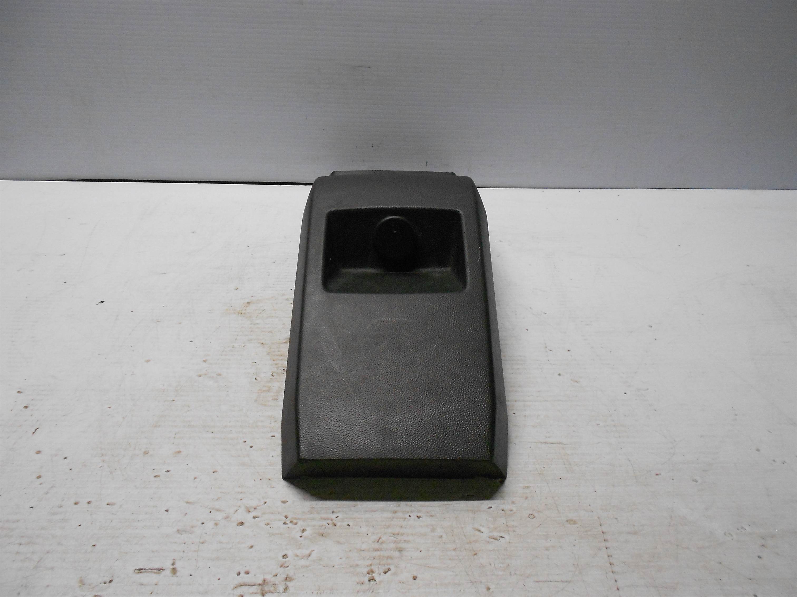 Used 10 11 12 13 14 15 16 17 GMC Terrain Equinox CENTER CONSOLE REAR TRIM COVER OEM for sale small view front thumbnail